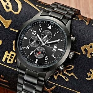 Fngeen Luxury Studded Unisex Bracelet Wristwatch With Date - Black