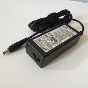 Samsung Laptop Adapter/charger 19v 3.16a